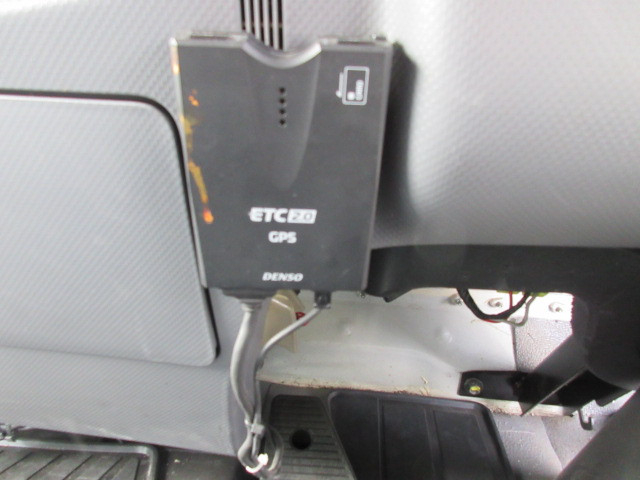 いすゞ フォワード 中型 コンテナ専用車 2RG-FRR90S2(98840) 24枚目