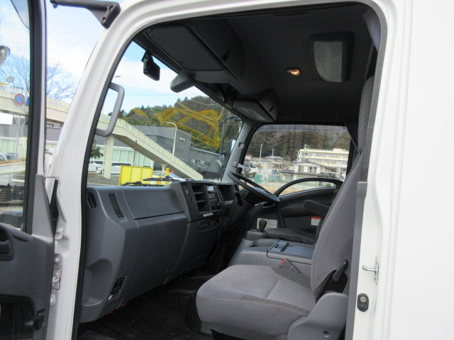 いすゞ フォワード 中型 コンテナ専用車 2RG-FRR90S2(98840) 28枚目