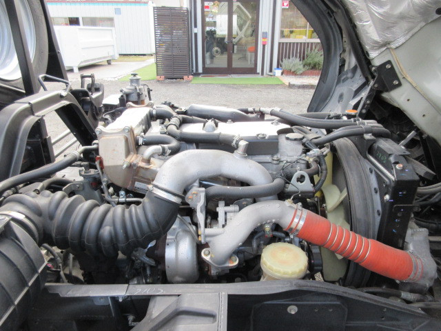 いすゞ フォワード 中型 コンテナ専用車 2RG-FRR90S2(98840) 32枚目