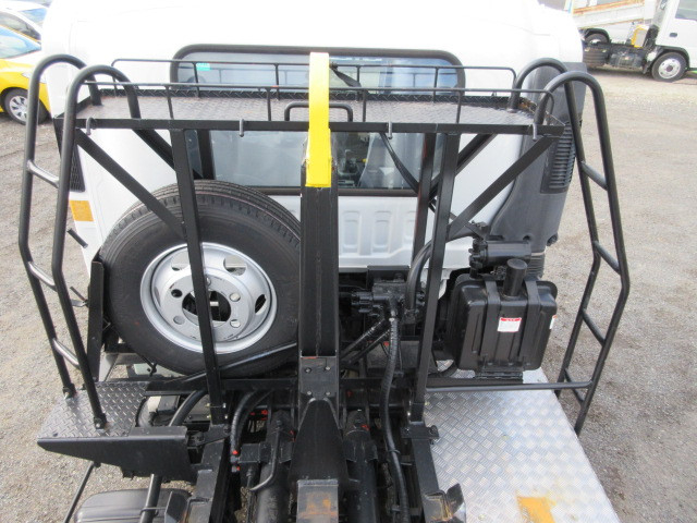 いすゞ フォワード 中型 コンテナ専用車 2RG-FRR90S2(98840) 42枚目