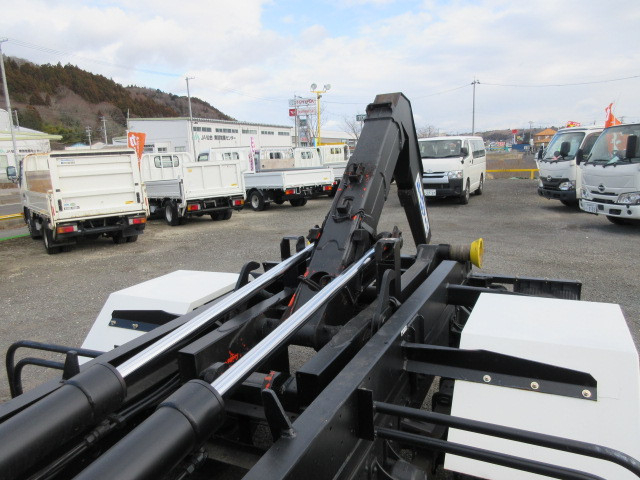 いすゞ フォワード 中型 コンテナ専用車 2RG-FRR90S2(98840) 44枚目