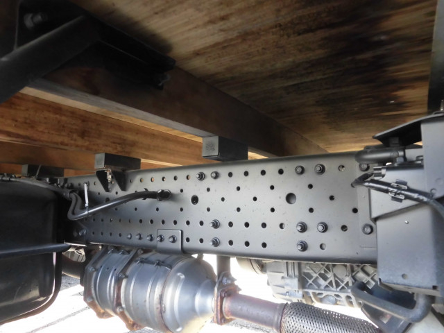 いすゞ エルフ 小型 平ボディ TRG-NPR85AR(98842) 21枚目