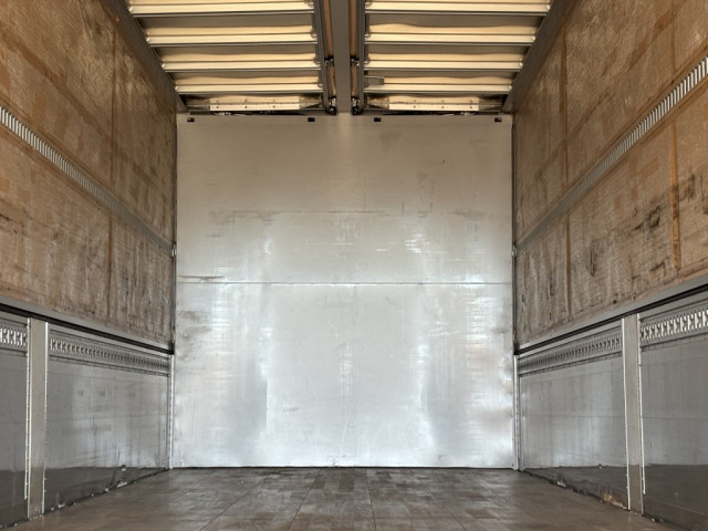 UDトラックス（日産） クオン 大型 ウィング 2PG-CD5CA(98844) 14枚目