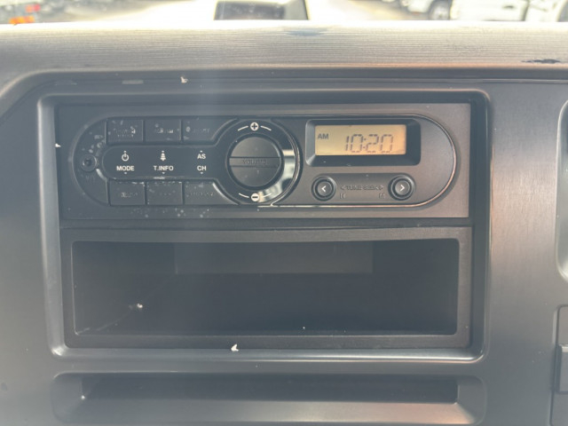 UDトラックス（日産） クオン 大型 ウィング 2PG-CD5CA(98844) 32枚目