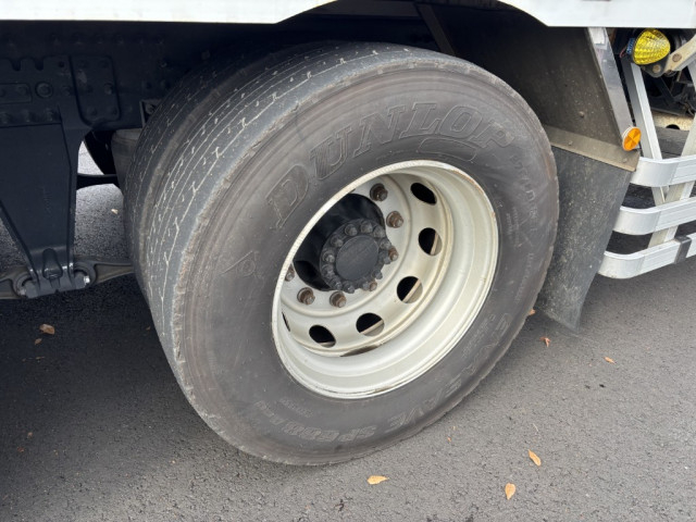 UDトラックス（日産） クオン 大型 ウィング 2PG-CD5CA(98844) 48枚目