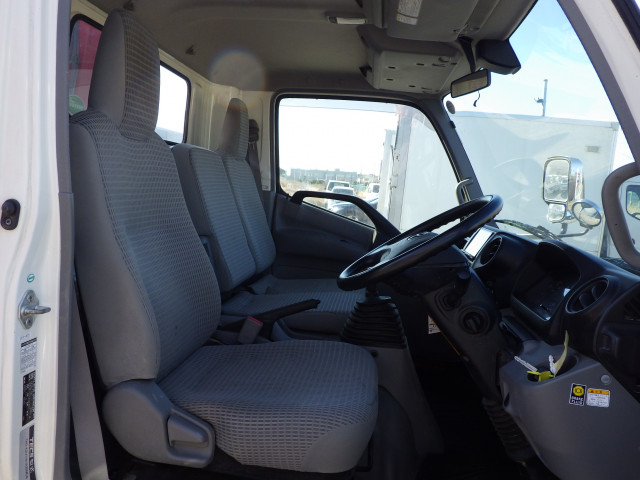 トヨタ トヨエース 小型 平ボディ（クレーン付） TKG-XZU710(98847) 7枚目