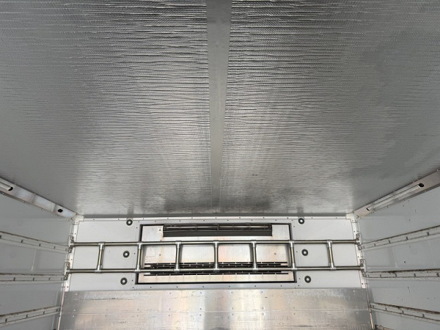 UDトラックス（日産） コンドル 小型 冷蔵冷凍バン 2PG-BRR90T2(98848) 11枚目