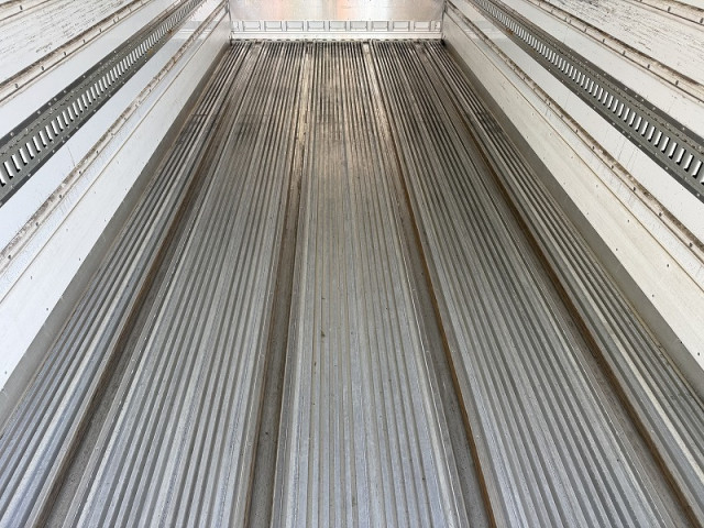 UDトラックス（日産） コンドル 小型 冷蔵冷凍バン 2PG-BRR90T2(98848) 17枚目