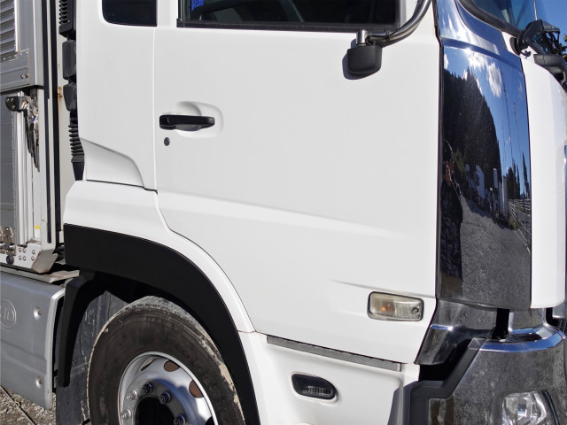 UDトラックス（日産） クオン 大型 ウィング 2PG-CD5CA(98849) 5枚目