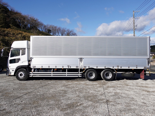 UDトラックス（日産） クオン 大型 ウィング 2PG-CD5CA(98849) 10枚目