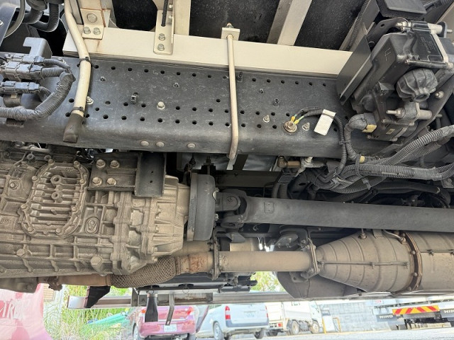 UDトラックス（日産） コンドル 小型 冷蔵冷凍バン 2PG-BRR90T2(98848) 46枚目