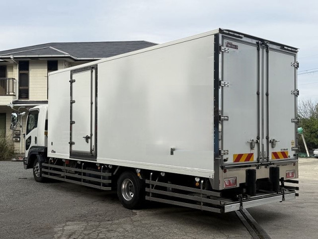 いすゞ フォワード 増トン 冷蔵冷凍バン 2PG-FSR90T2(98850) 7枚目