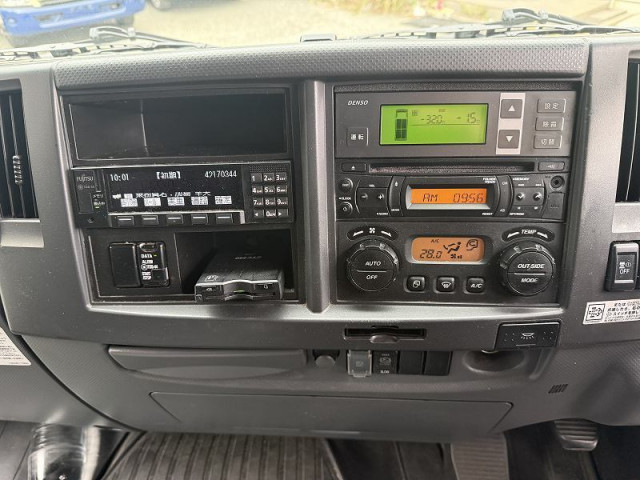 いすゞ フォワード 増トン 冷蔵冷凍バン 2PG-FSR90T2(98850) 38枚目