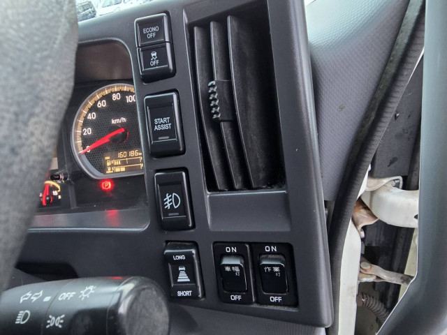 いすゞ フォワード 中型 平ボディ（クレーン付） 2RG-FRR90S2(98851) 34枚目