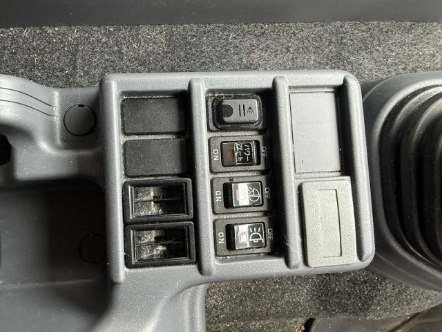 いすゞ フォワード 増トン 冷蔵冷凍バン 2PG-FSR90T2(98850) 40枚目