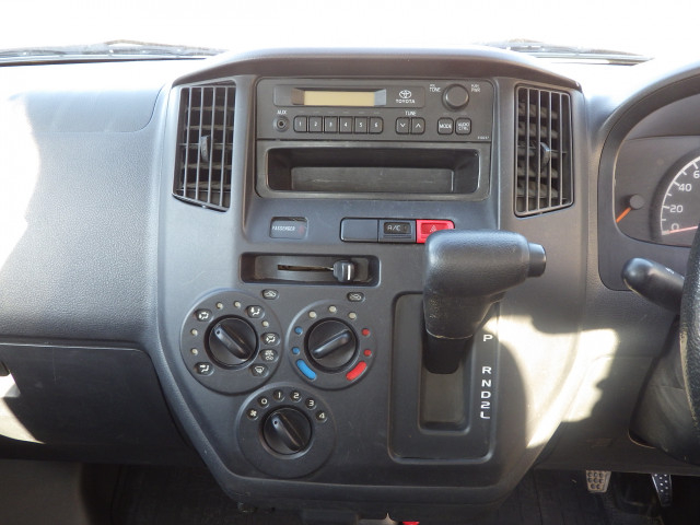 トヨタ タウンエース 小型 平ボディ DBF-S402U(98855) 9枚目