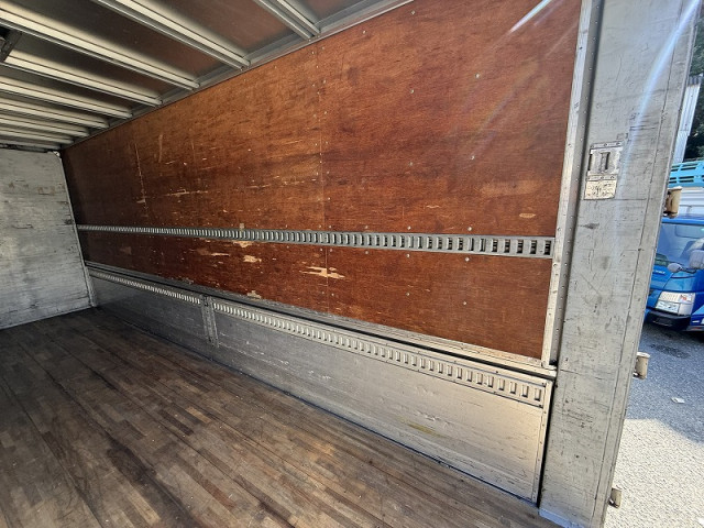 いすゞ フォワード 中型 ウィング TKG-FRR90S2(98856) 16枚目