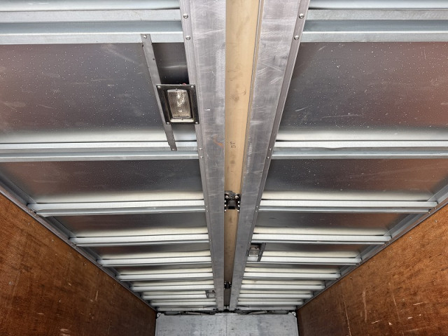 いすゞ フォワード 中型 ウィング TKG-FRR90S2(98856) 18枚目