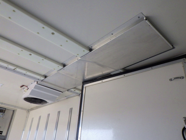 いすゞ エルフ 小型 冷蔵冷凍バン TRG-NLR85AN(98859) 32枚目