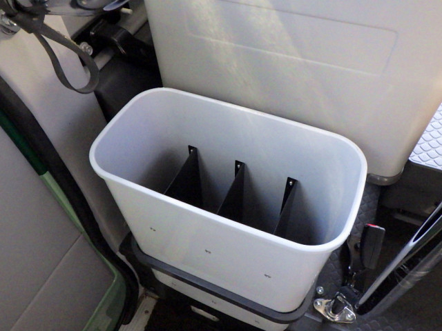 日野 リエッセⅡ 小型 バス SDG-XZB70M(98861) 47枚目