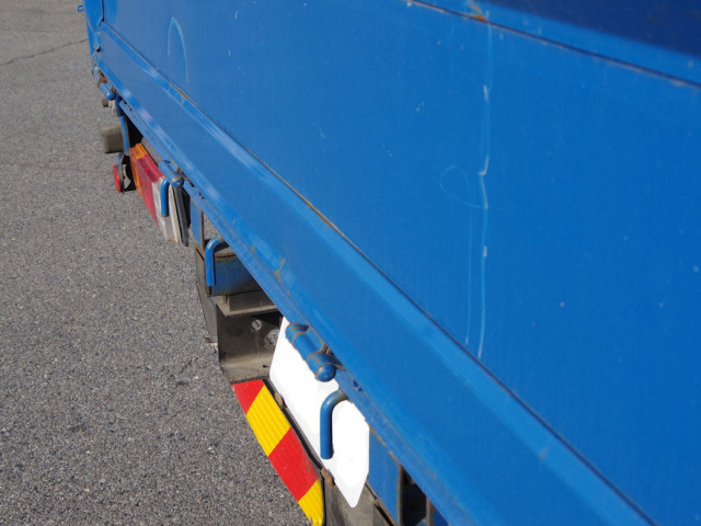 トヨタ ダイナ 小型 平ボディ（クレーン付） TKG-XZU720(98864) 23枚目