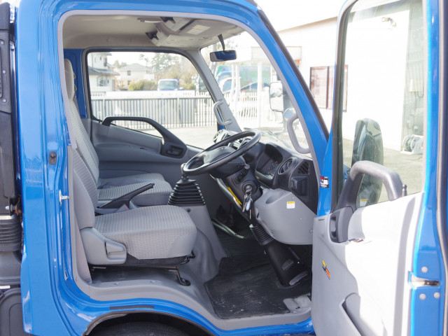 トヨタ ダイナ 小型 平ボディ（クレーン付） TKG-XZU720(98864) 31枚目