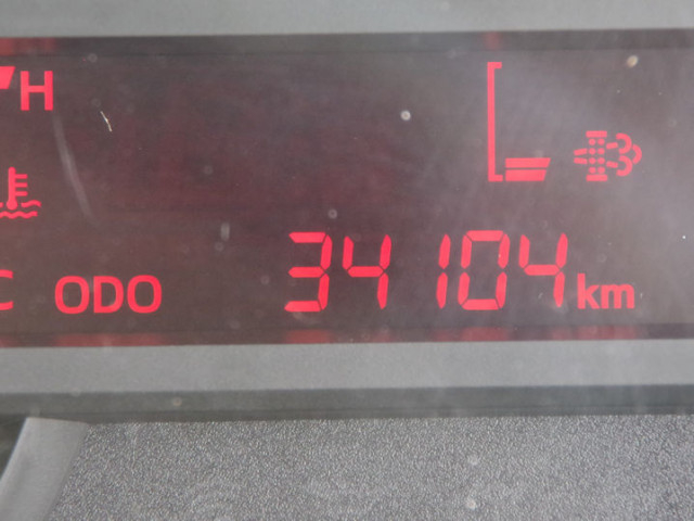 トヨタ ダイナ 小型 平ボディ（クレーン付） TKG-XZU720(98864) 32枚目