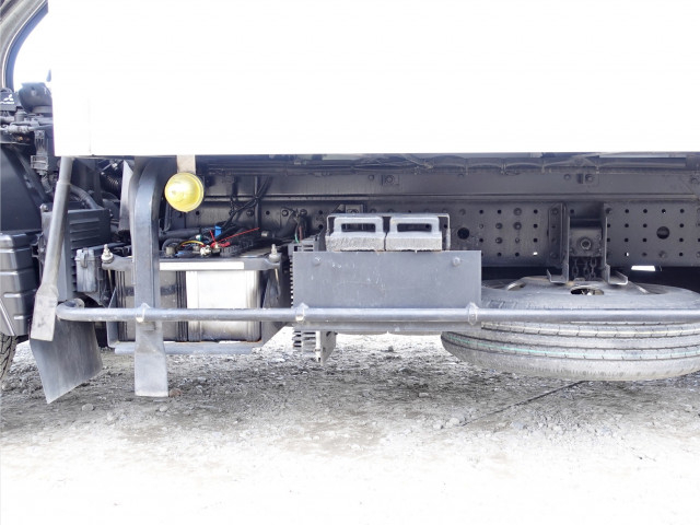 三菱ふそう キャンター 小型 冷蔵冷凍バン TPG-FEA50(98865) 25枚目