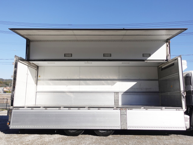 日野 プロフィア 大型 ウィング QPG-FR1EPEA(98872) 16枚目