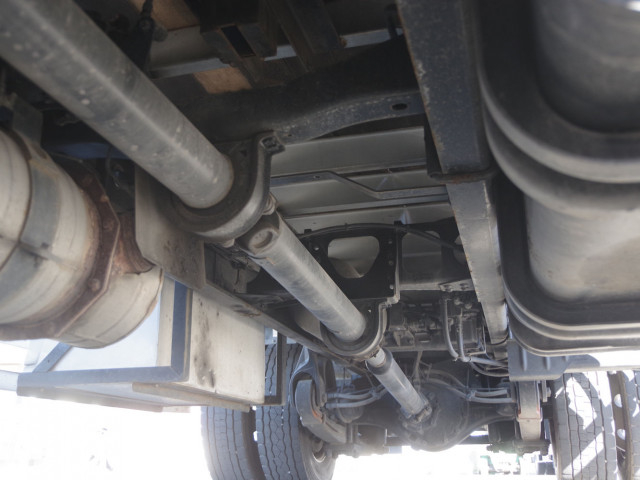 三菱ふそう ファイター 増トン 平ボディ（クレーン付） TKG-FK65FY(98874) 8枚目