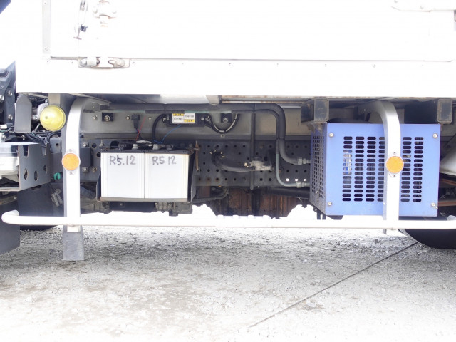 いすゞ エルフ 小型 冷蔵冷凍バン TPG-NPR85AN(98878) 22枚目