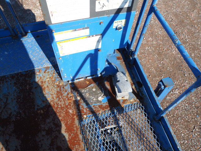 いすゞ エルフ 小型 高所作業車 SKG-NKR85YN(98885) 39枚目