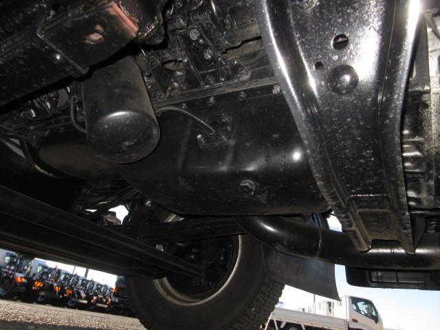 三菱ふそう ファイター 増トン 平ボディ（クレーン付） TKG-FK62FY(98886) 22枚目