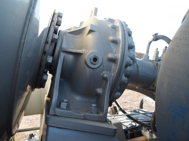 いすゞ ギガ 大型 ミキサー車 QKG-CXZ77AT(98888) 18枚目