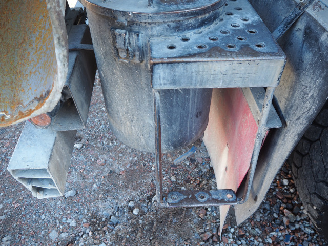 いすゞ ギガ 大型 ミキサー車 QKG-CXZ77AT(98888) 25枚目