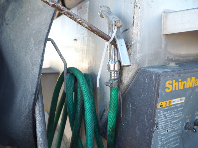 いすゞ ギガ 大型 ミキサー車 QKG-CXZ77AT(98888) 26枚目