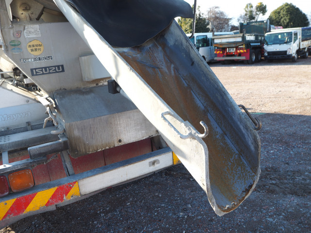 いすゞ ギガ 大型 ミキサー車 QKG-CXZ77AT(98888) 27枚目