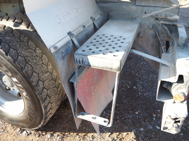 いすゞ ギガ 大型 ミキサー車 QKG-CXZ77AT(98888) 30枚目