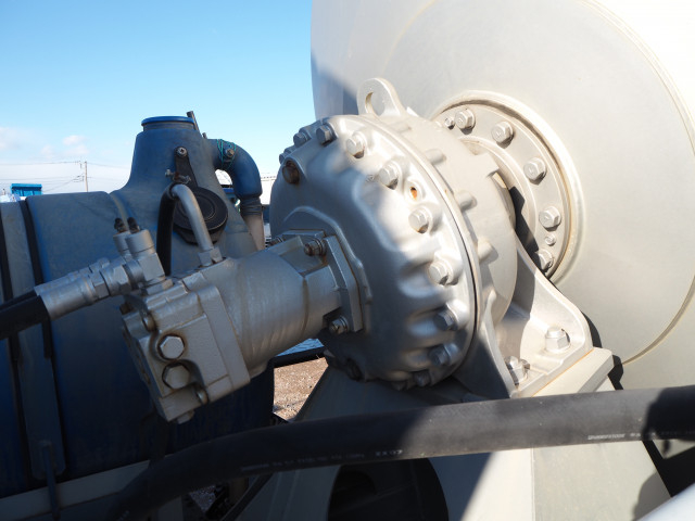 いすゞ ギガ 大型 ミキサー車 QKG-CXZ77AT(98888) 36枚目