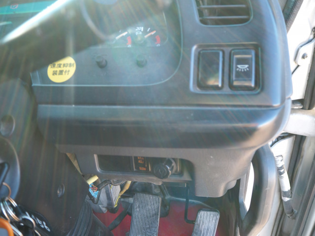 いすゞ ギガ 大型 ミキサー車 QKG-CXZ77AT(98888) 47枚目
