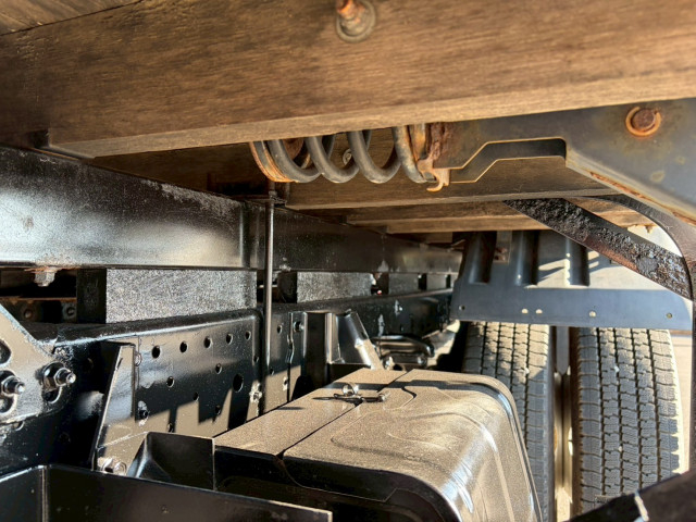 いすゞ エルフ 小型 平ボディ（クレーン付） TKG-NMR85AN(98893) 17枚目