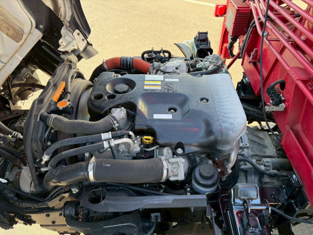 いすゞ エルフ 小型 平ボディ（クレーン付） TKG-NMR85AN(98893) 29枚目