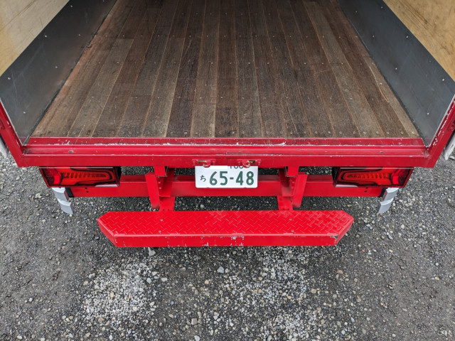 三菱ふそう キャンター 小型 バン 2RG-FEAV0(98894) 10枚目