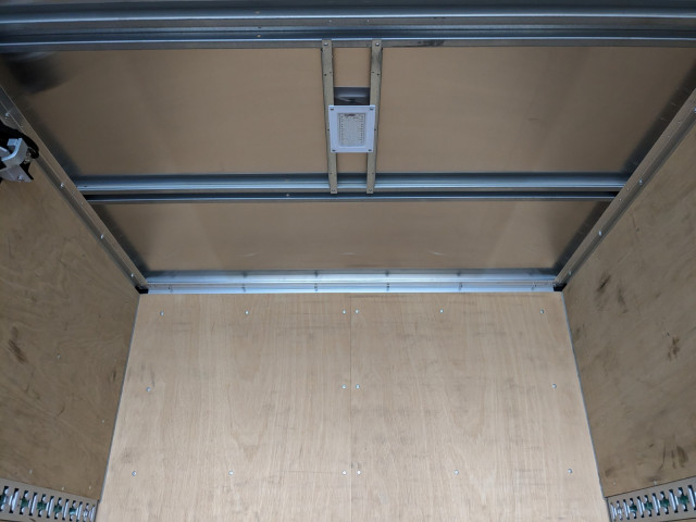 三菱ふそう キャンター 小型 バン 2RG-FEAV0(98894) 15枚目