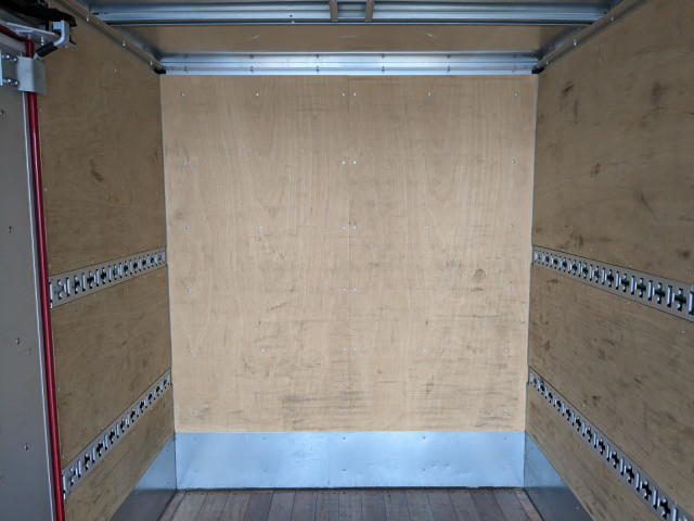 三菱ふそう キャンター 小型 バン 2RG-FEAV0(98894) 16枚目