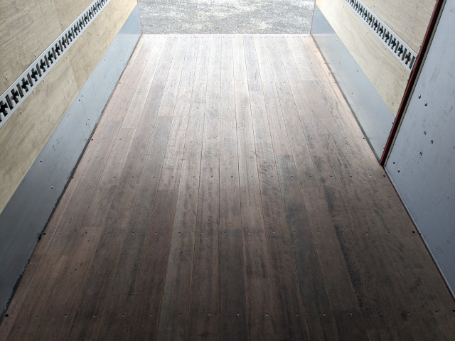 三菱ふそう キャンター 小型 バン 2RG-FEAV0(98894) 17枚目