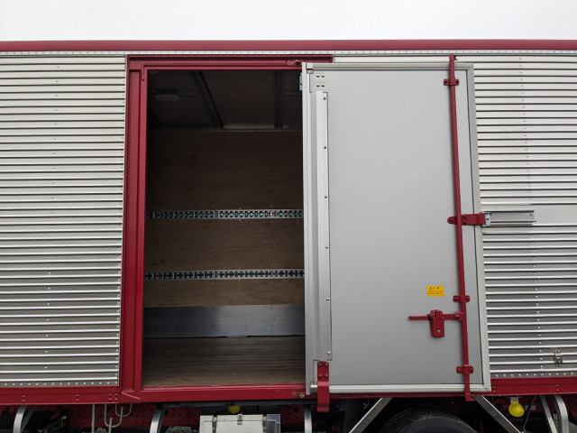 三菱ふそう キャンター 小型 バン 2RG-FEAV0(98894) 26枚目