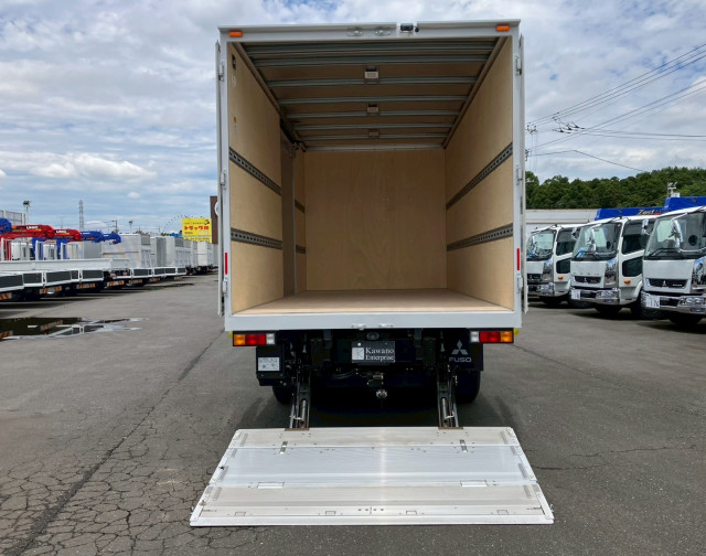 三菱ふそう キャンター 小型 バン 2PG-FEB80(98895) 10枚目