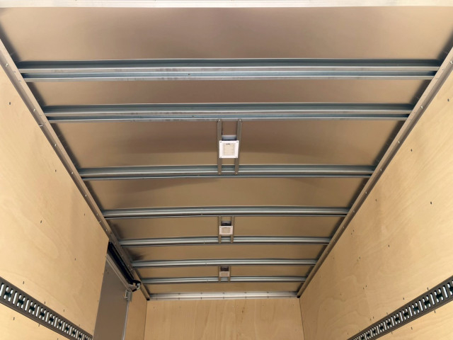 三菱ふそう キャンター 小型 バン 2PG-FEB80(98895) 12枚目