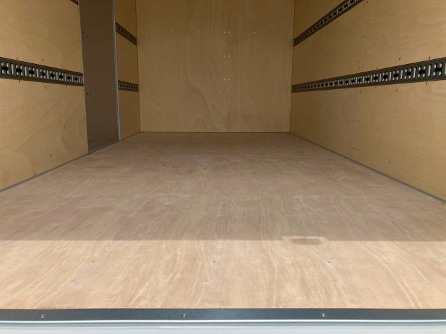 三菱ふそう キャンター 小型 バン 2PG-FEB80(98895) 13枚目